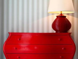 Móveis coloridos: veja dicas de como seguir essa tendência